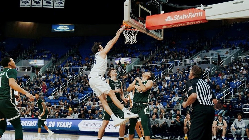 Nick Davidson gets the bucket over Rams defenders in the Wolf Pack’s victory on January 4th, 2023
